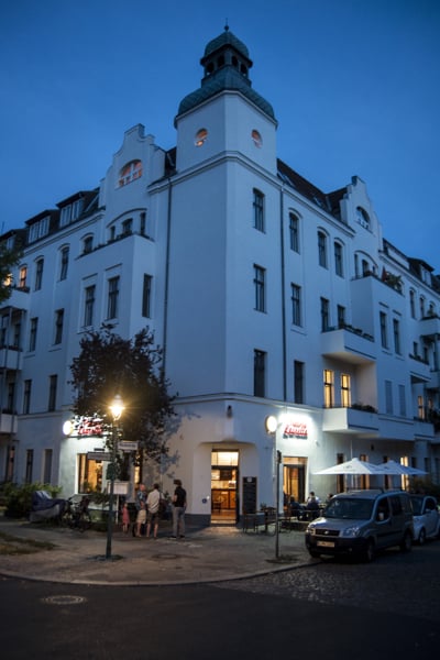 Italienisches Restaurant Trattoria Lauretta Berlin — Straßenansicht Tempelhof