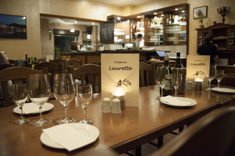 Trattoria Lauretta Berlin-Tempelhof — Außenansicht Burgemeisterstraße, italienisches Restaurant